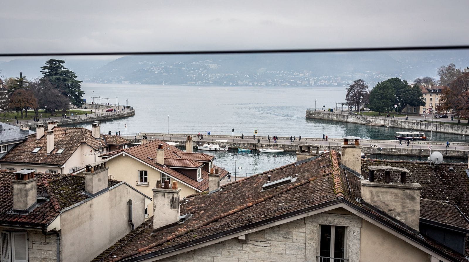 Switzerland Is in Schengen, Not the EU — What That Actually Means