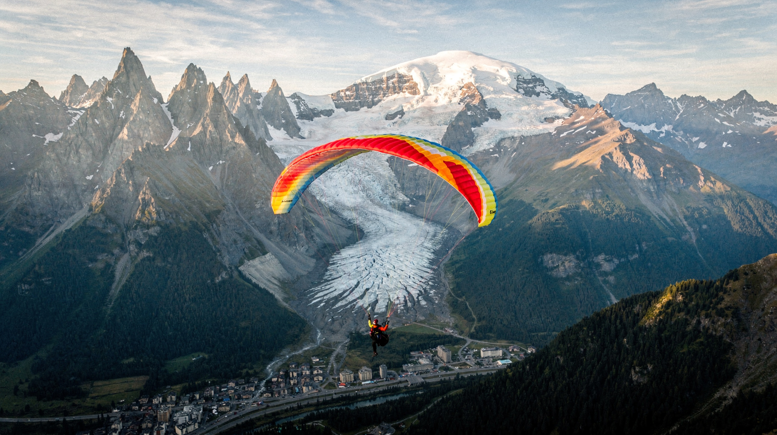 Chamonix Paragliding: Tandem Flights Over the Glaciers