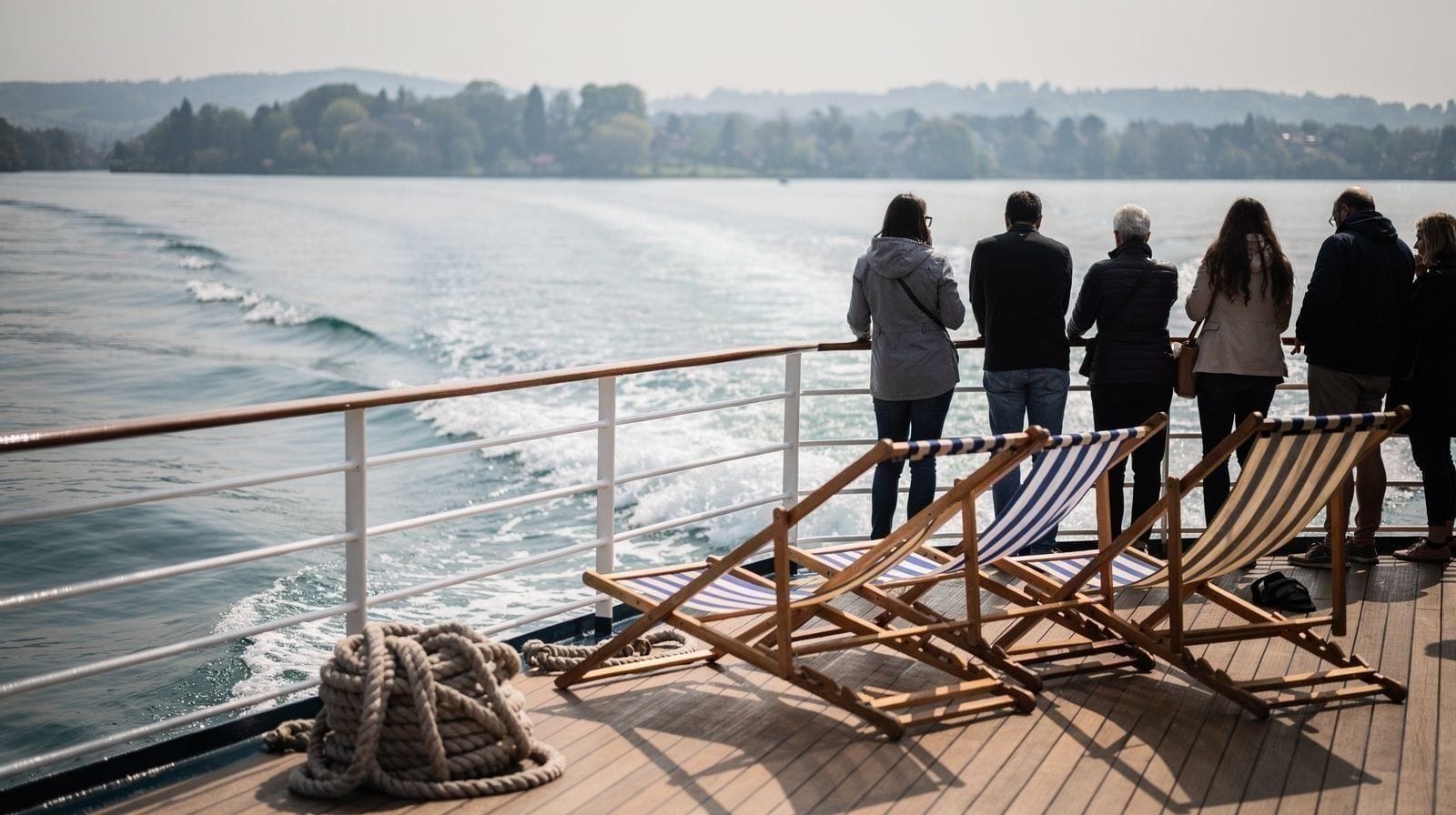 Évian-les-Bains by Boat: Geneva's Classic Lake Crossing