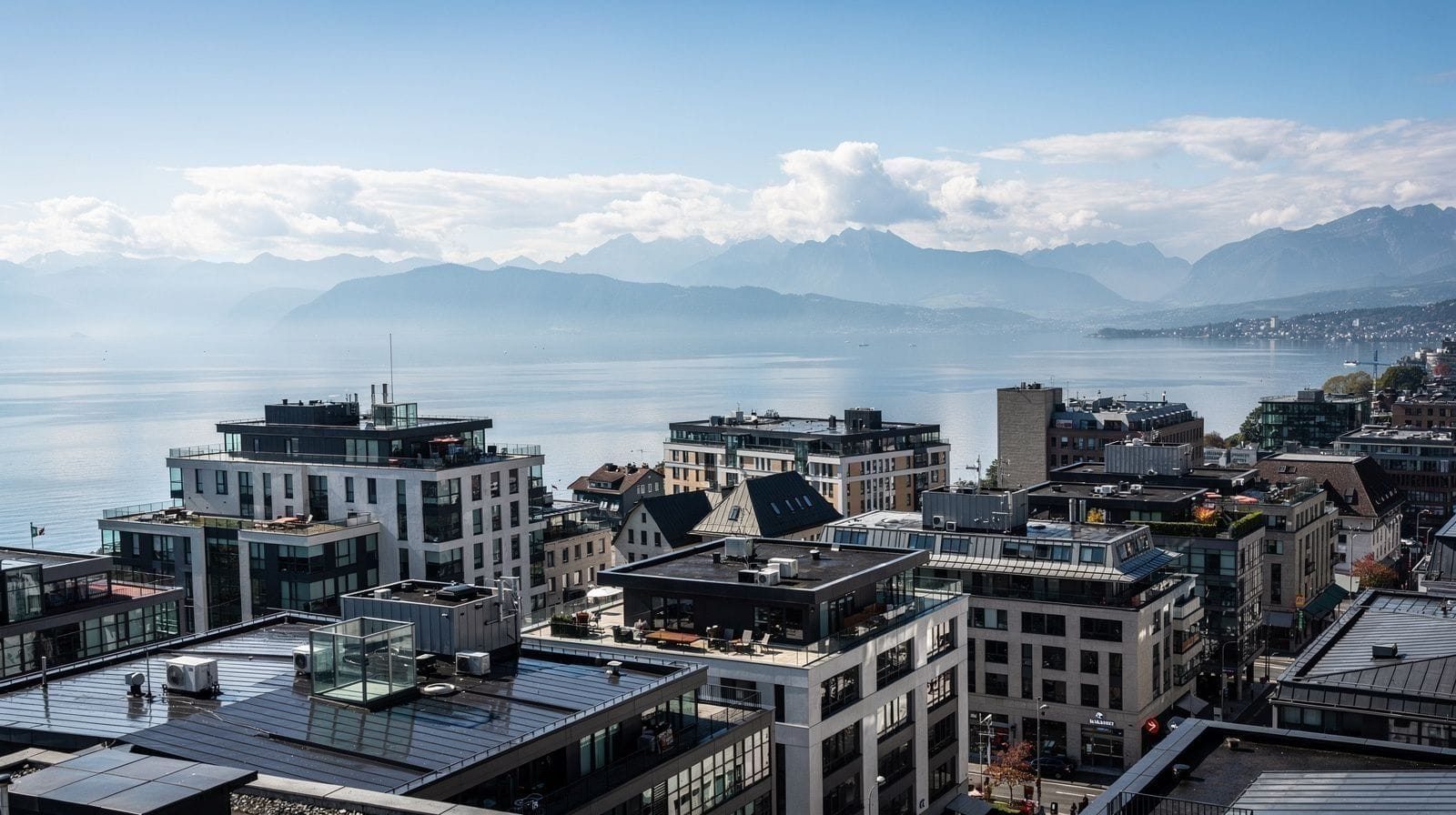 Geneva vs Lausanne vs Montreux vs Annecy: Where to Base Yourself
