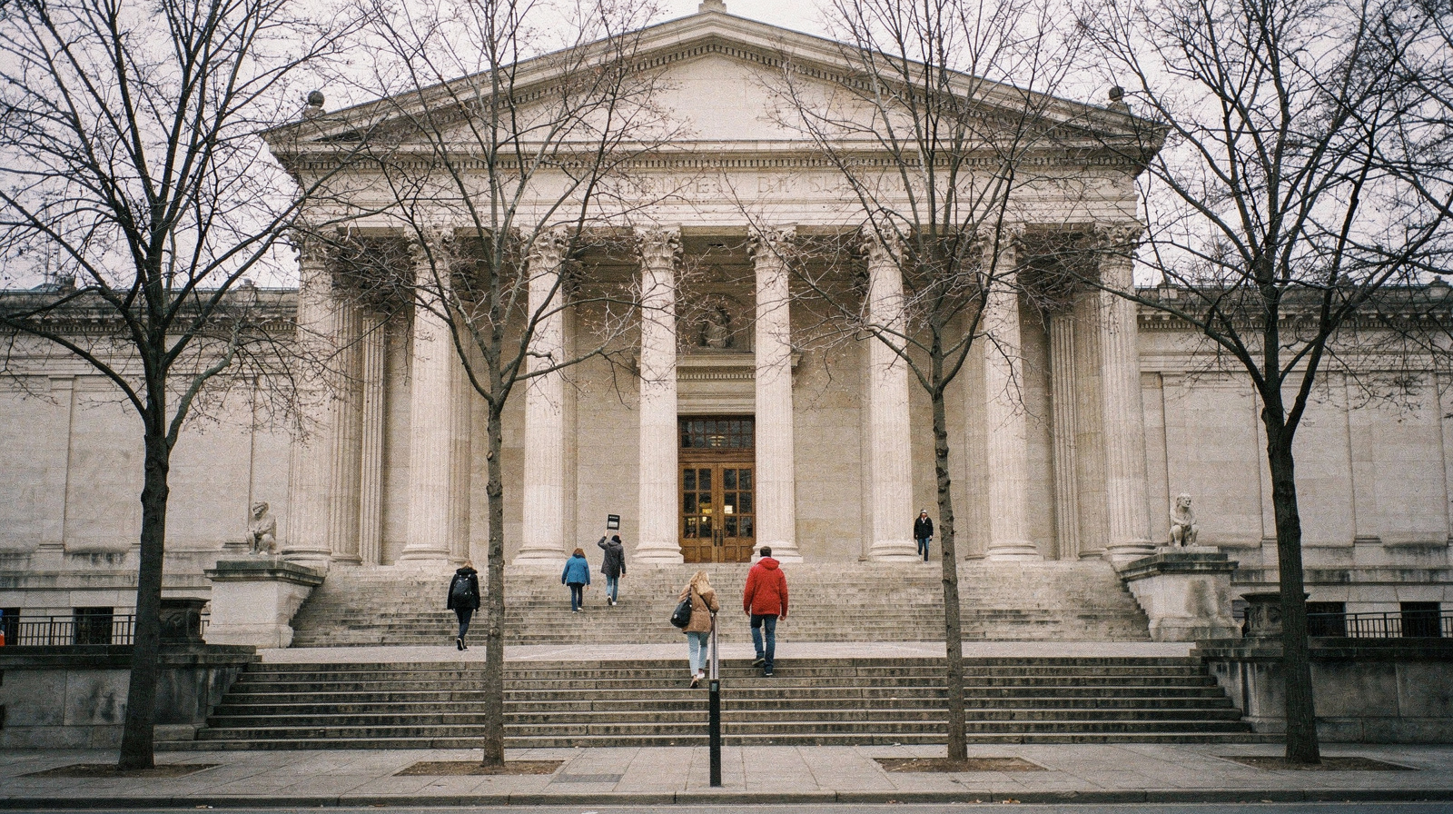 Geneva's Museums and Landmarks: A City-Only Guide