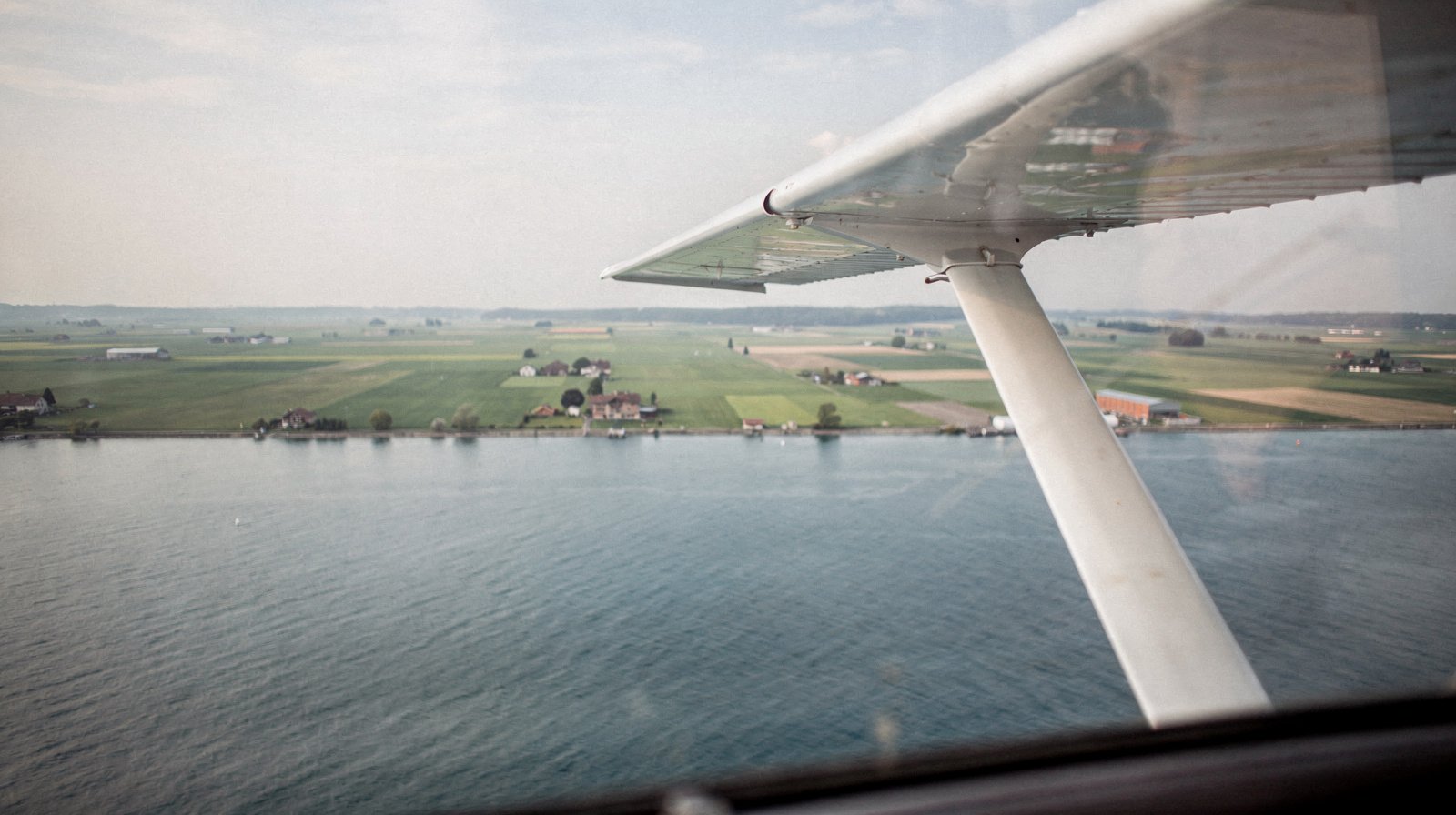 Scenic Flights Over Geneva and Lake Geneva