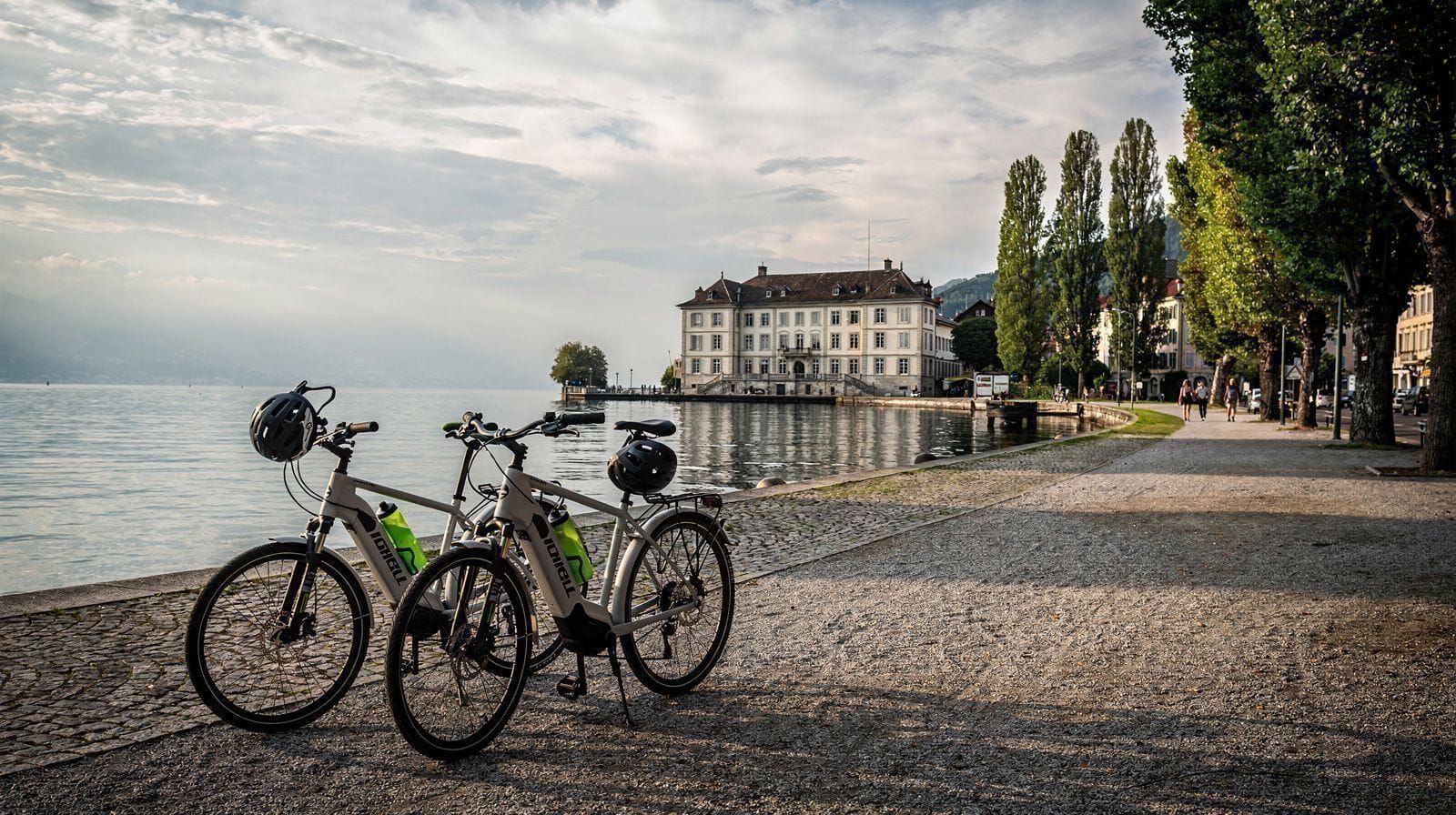 Nyon by Bike or E-Scooter: A Lakefront Ride from Geneva