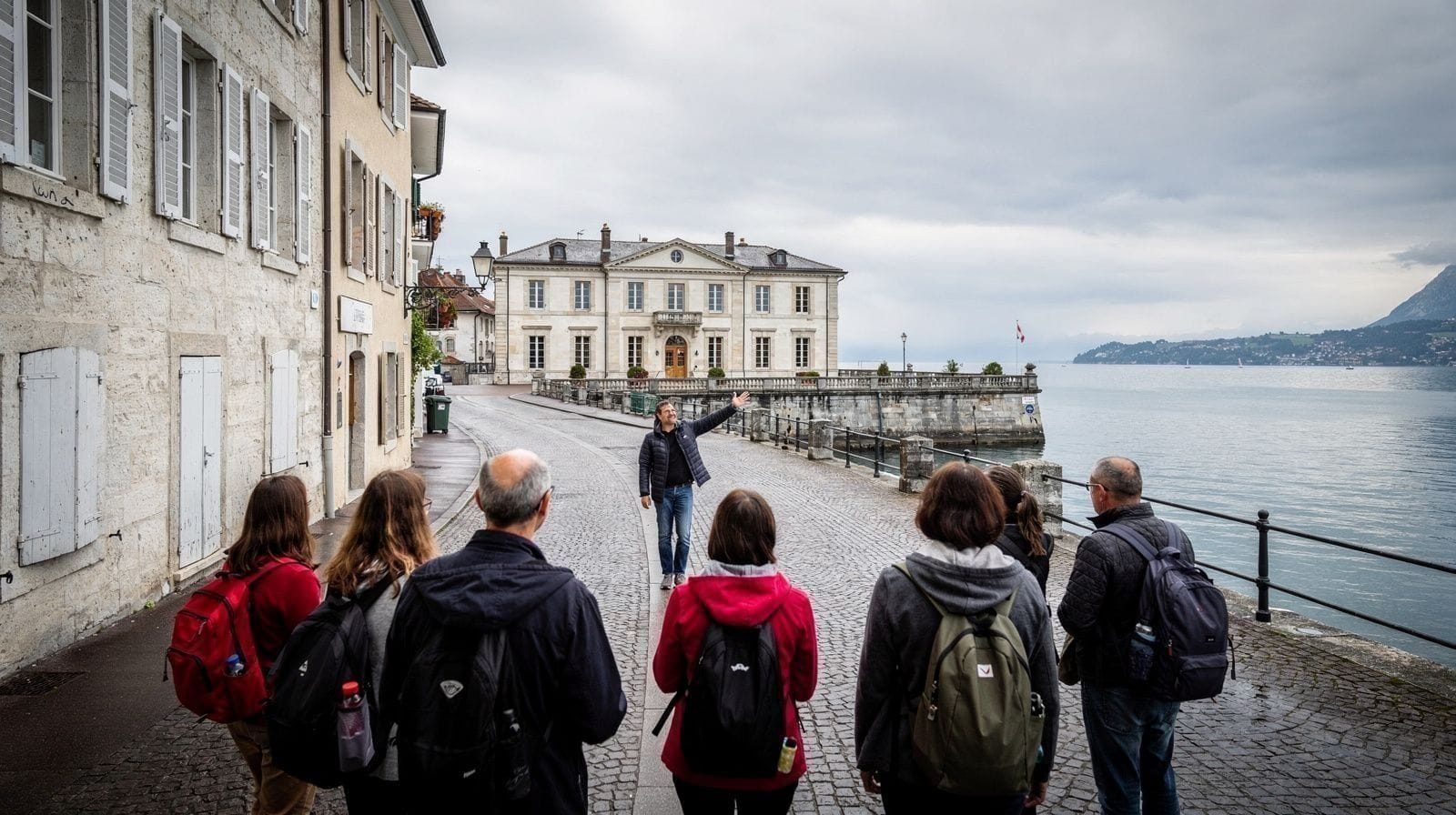 Nyon Walking Tour: Roman Ruins and a Lakeside Castle